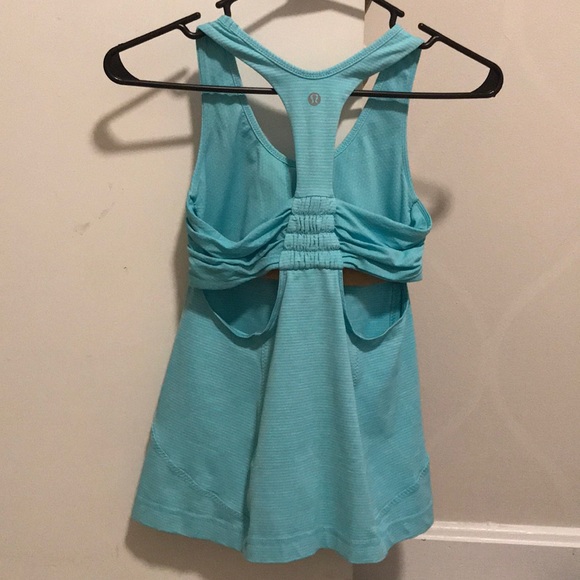 Lululemon Top - Picture 2 of 4